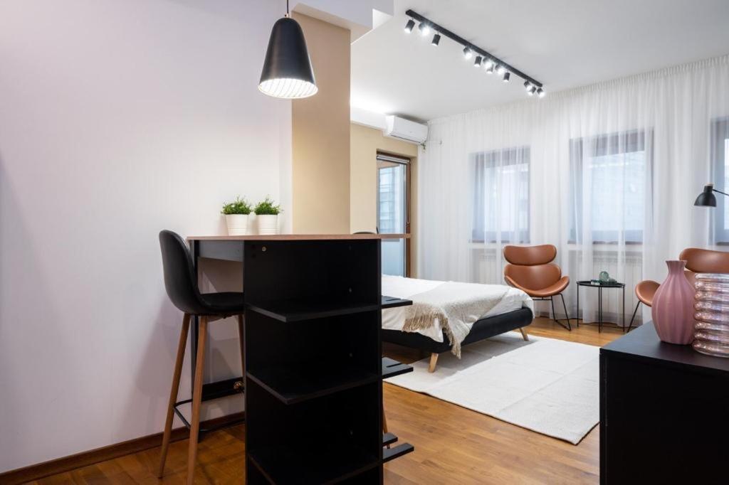 Wonderful Victorie Apartment Bucharest Luaran gambar