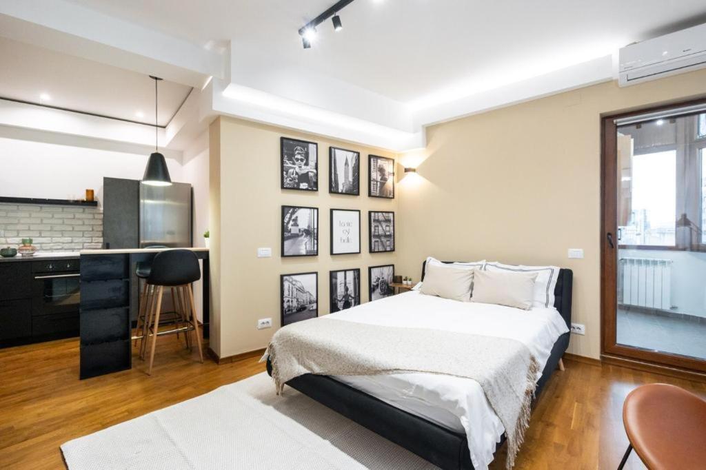 Wonderful Victorie Apartment Bucharest Luaran gambar