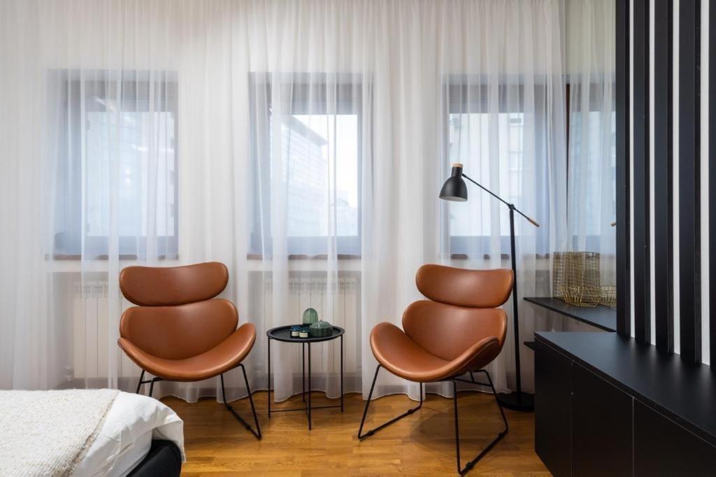 Wonderful Victorie Apartment Bucharest Luaran gambar